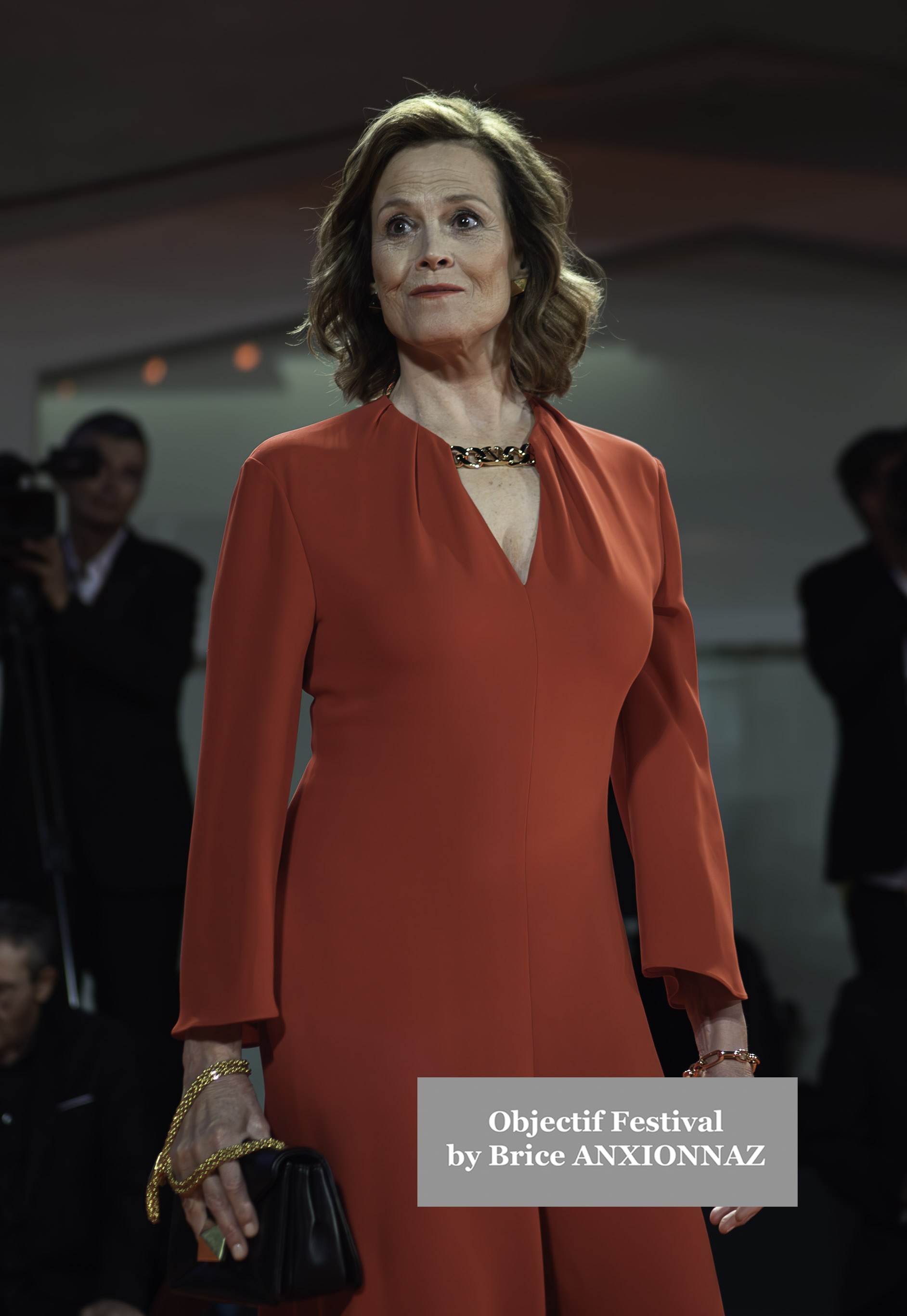 Golden  Lion  Sigourney Weaver / 81st Mostra Del Cinema / Objectif Festival by Brice ANXIONNAZ