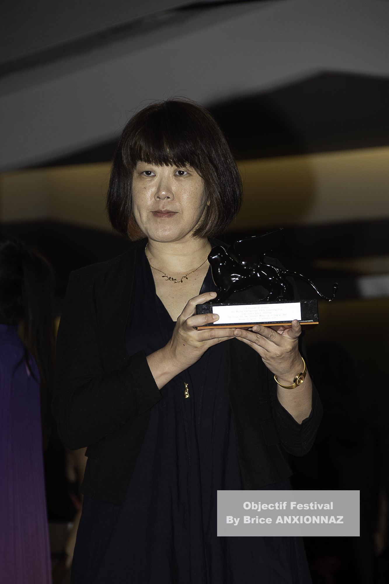 Singing Chen / 82eme Mostra Del Cinema / Objectif Festival by Brice ANXIONNAZ