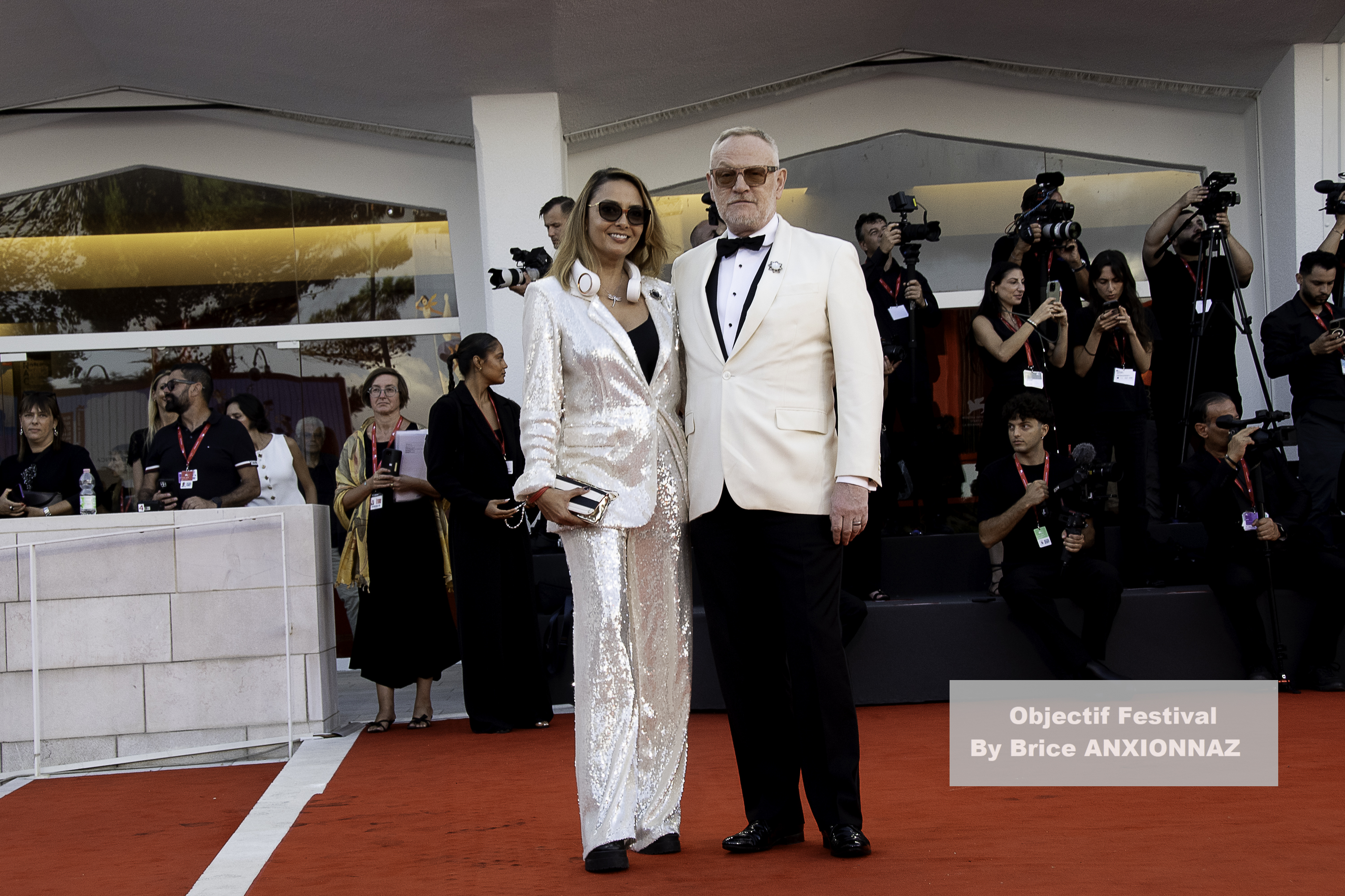 Allegra Riggio And Jared Harris / 82eme Mostra Del Cinema / Objectif Festival by Brice ANXIONNAZ