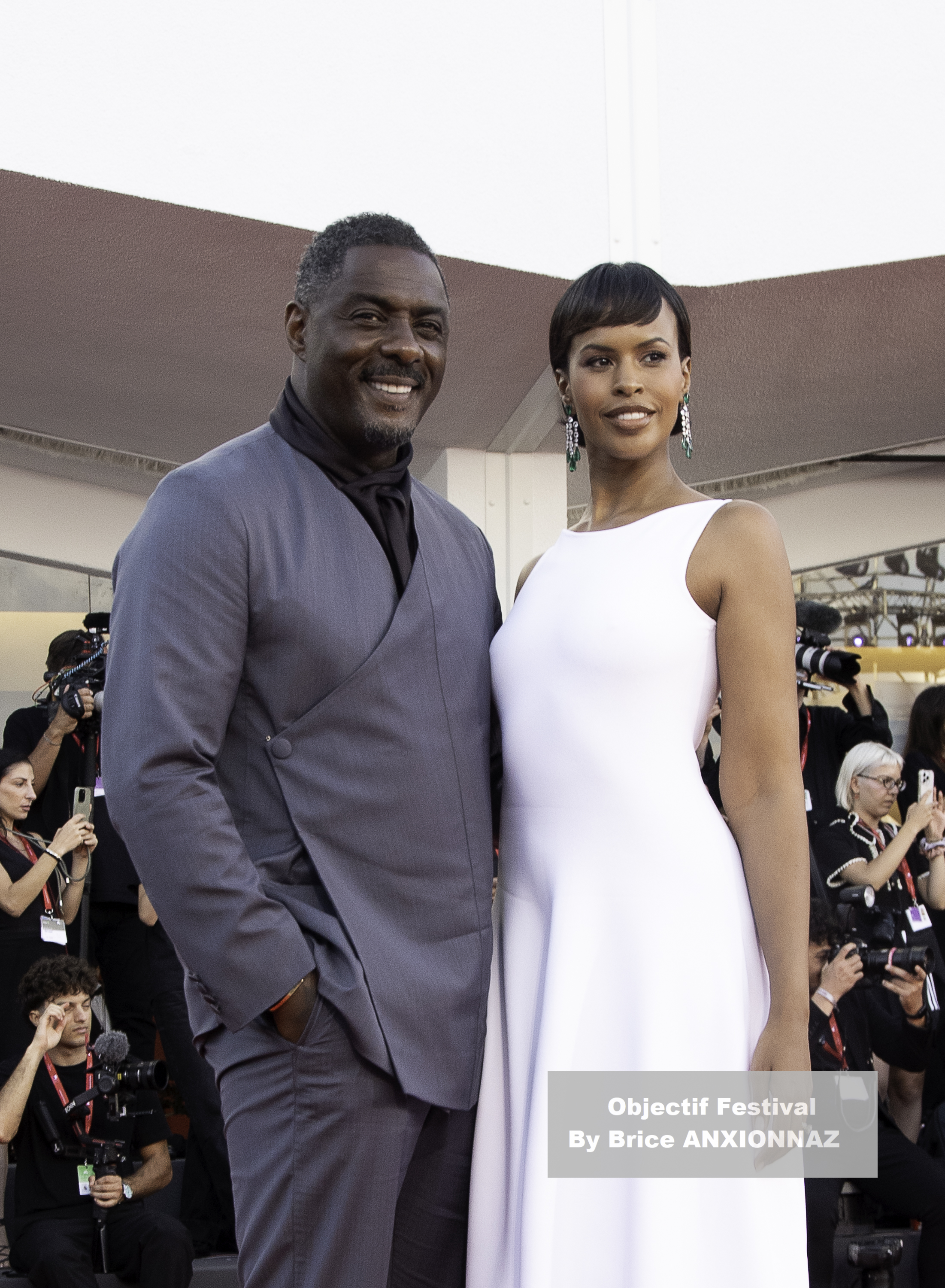 Idris Elba And Sabrina Dhowler Elba / 82eme Mostra Del Cinema / Objectif Festival by Brice ANXIONNAZ