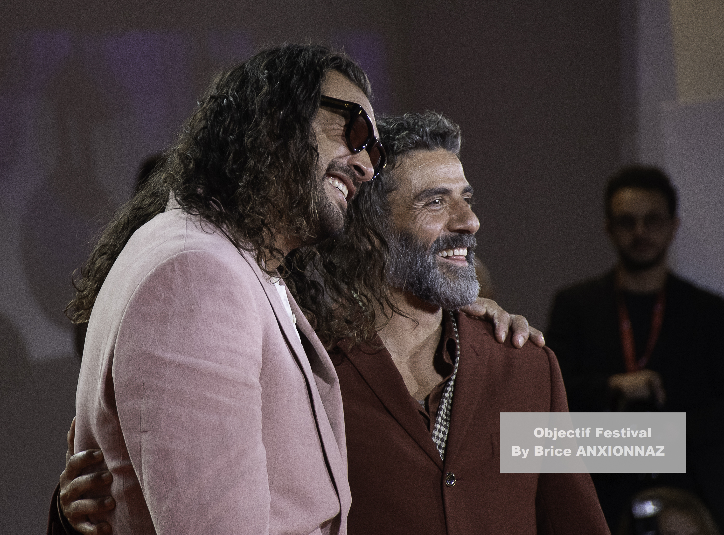 Jason Momoa And Oscar Isaac / 82eme Mostra Del Cinema / Objectif Festival by Brice ANXIONNAZ