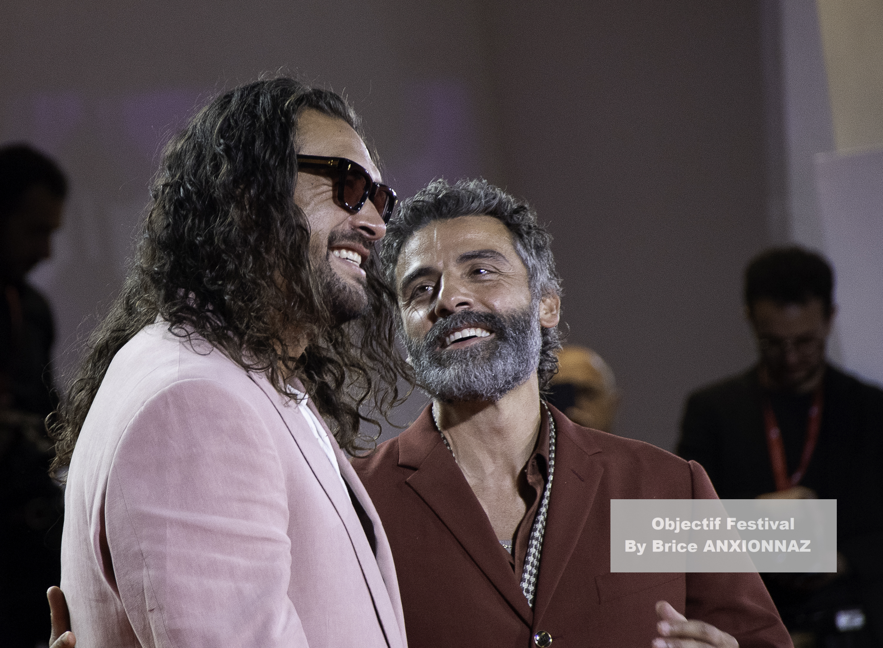 Jason Momoa And Oscar Isaac / 82eme Mostra Del Cinema / Objectif Festival by Brice ANXIONNAZ