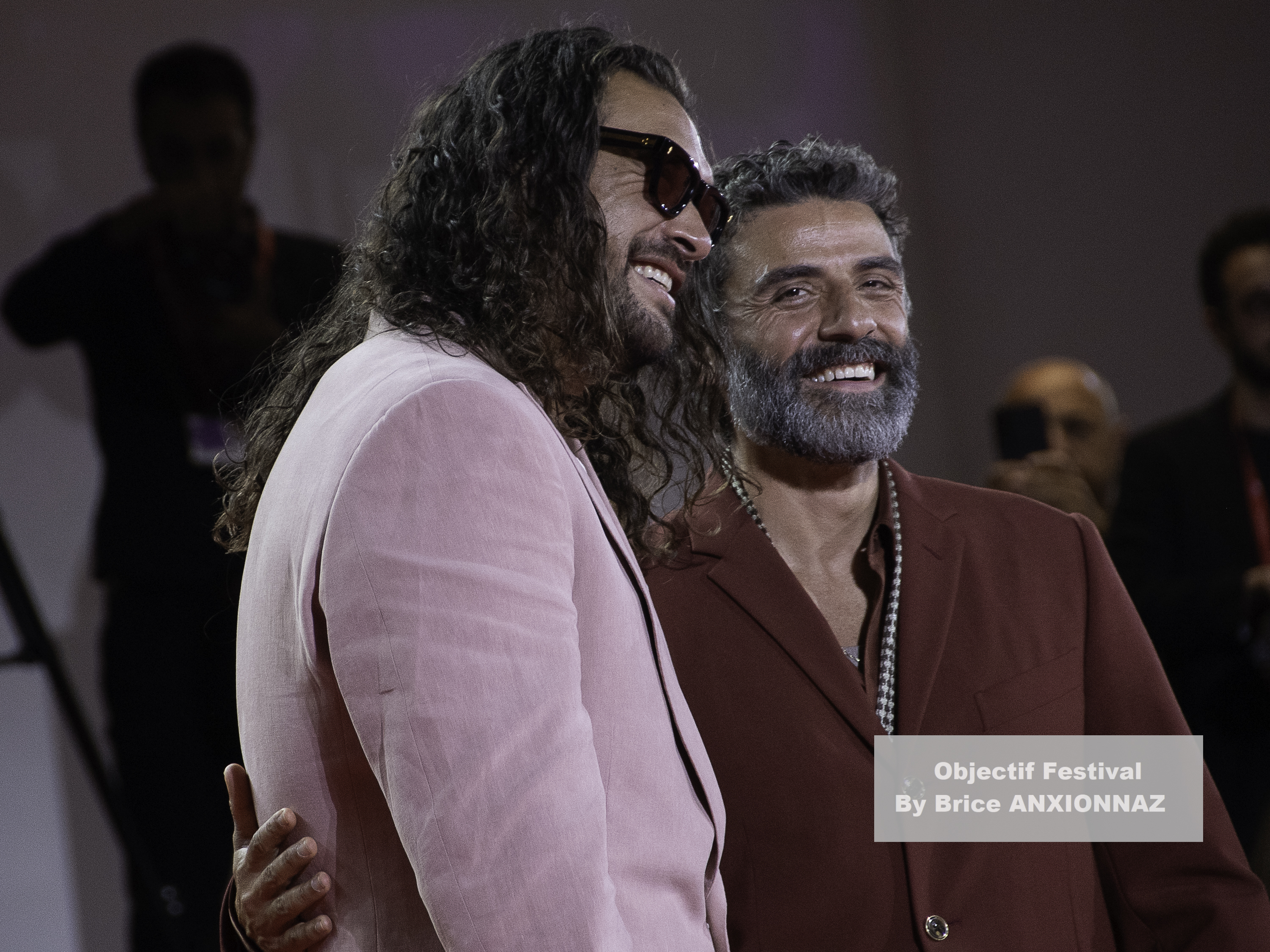 Jason Momoa And Oscar Isaac / 82eme Mostra Del Cinema / Objectif Festival by Brice ANXIONNAZ