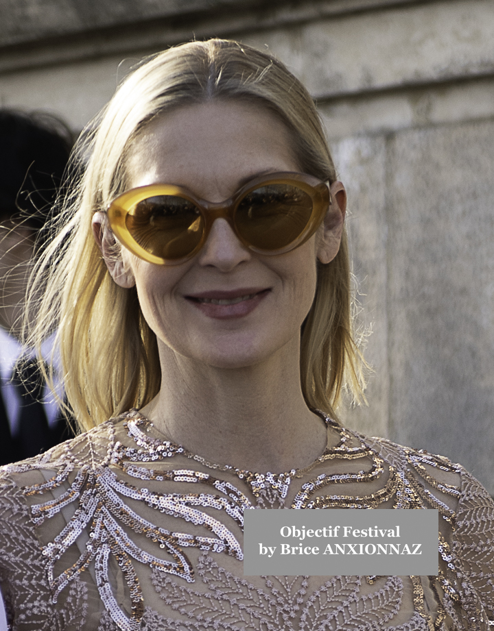 Photo de Leonie Hanne -  Streetstyle photos at Elie Saab guests arrivals - Paris Fashion Week lors de l'événement à Streetstyle-photos-at-Elie-Saab-guests-arrivals-Paris-Fashion-Week le 8 March 2025 par Brice ANXIONNAZ (Objectif Festival)